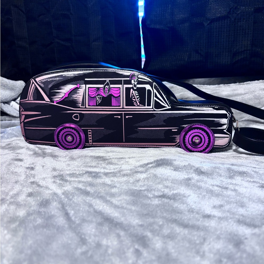 WILD WOLF EXCLUSIVE SPOOKY HEARSE PURSE - PINK AND BLACK